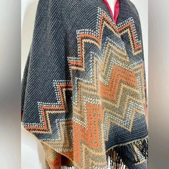 Vintage | Knit Wool/Cashmere Poncho Wrap | Navy / Stone / Orange | Tassels - Picture 3 of 4
